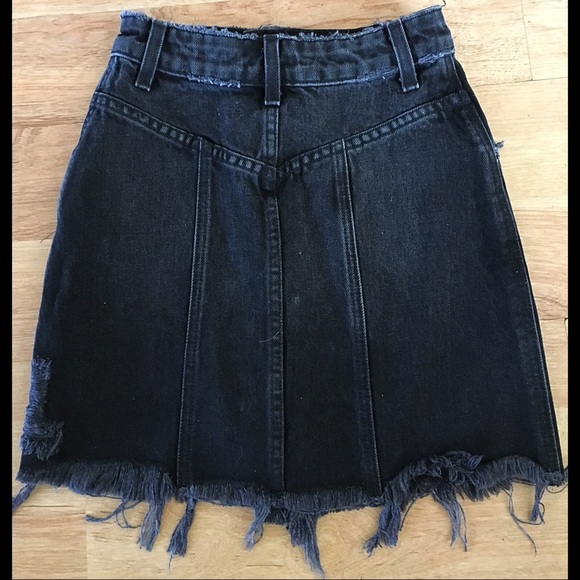 NWT LF Carmar Denim skirt - Picture 3 of 4